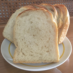 天然酵母・国産小麦のグラハム・ブレッド（全粒粉食パン）